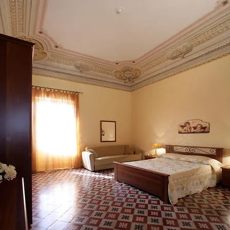 Ferienwohnung La Dimora Dell'800 Trapani Zimmer foto